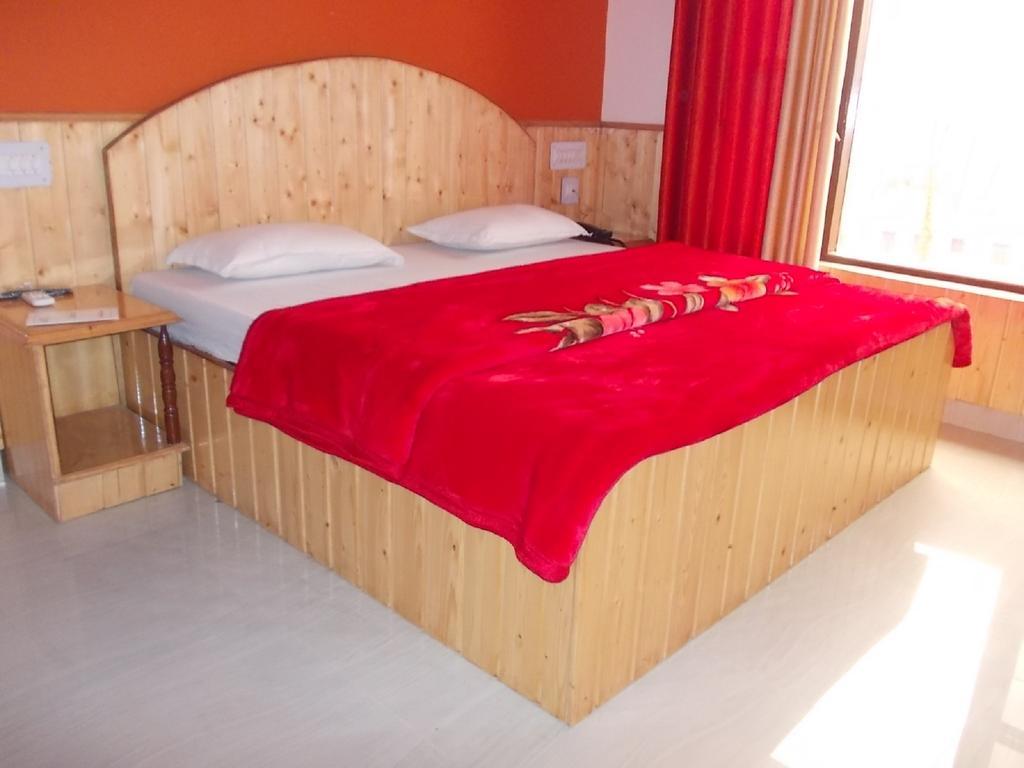 Himgiri Resort Nagchala ภายนอก รูปภาพ