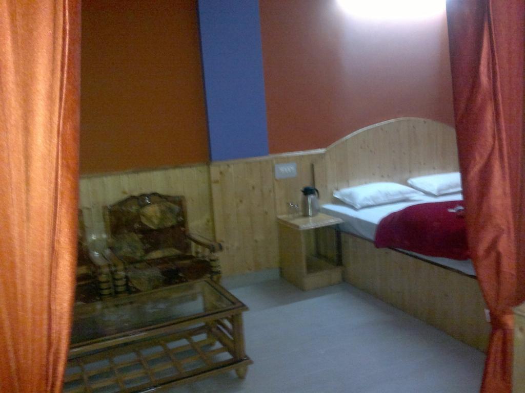 Himgiri Resort Nagchala ภายนอก รูปภาพ