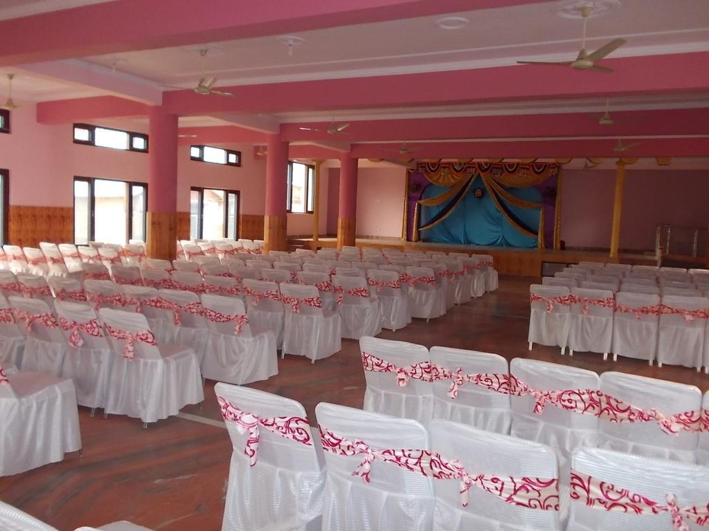 Himgiri Resort Nagchala ภายนอก รูปภาพ